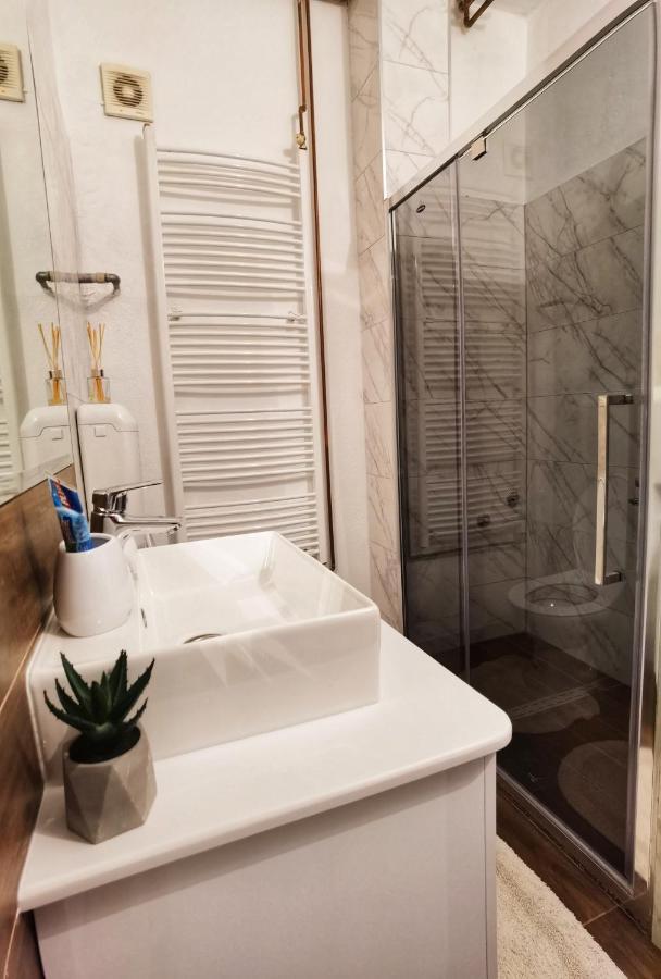 Pale City Center Apartment エクステリア 写真